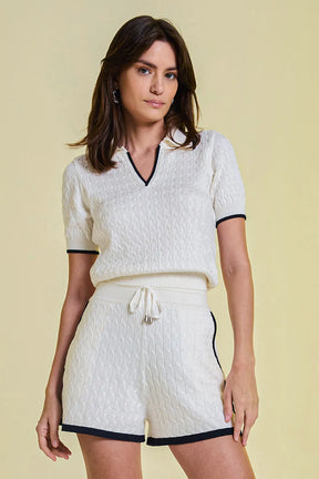 Conjunto Angelina Camisa + Shorts Off White e Marinho